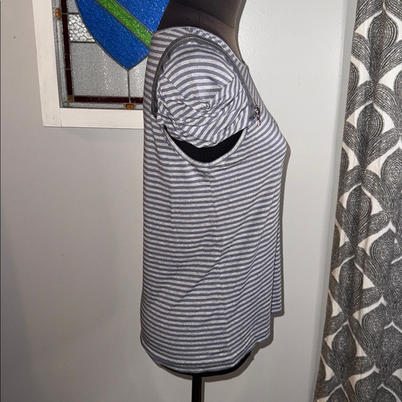 Cynthia Steffe Y2K Striped Zippered Cap Sleeve Top SZ Small - Picture 5 of 7